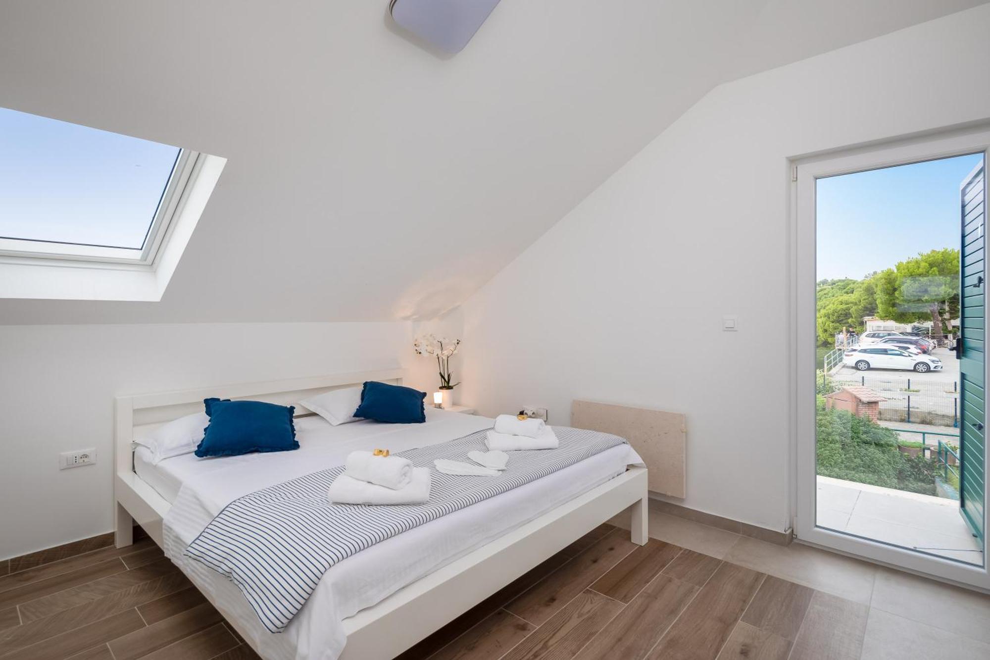 Epetium Beach Villa Split Buitenkant foto